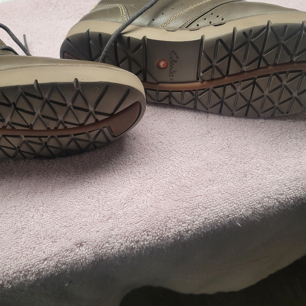 Clarks bootie